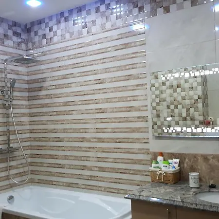 Apartament Isaran Apartment